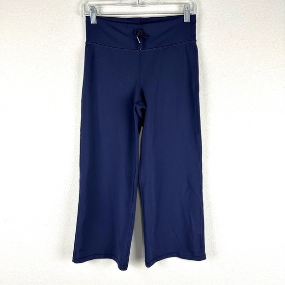 Lululemon Dark Blue Cropped Wide Leg Athleisure Pants Size 4 - Picture 1 of 5